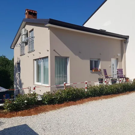 Zagar Apartment *