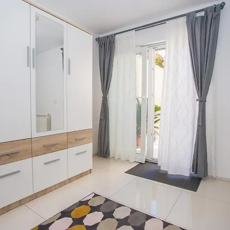 Apartment Zagar *
