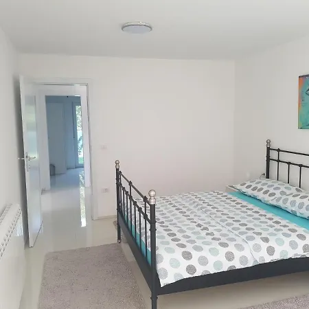 Zagar Apartment *