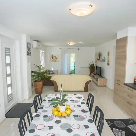 Apartment Zagar